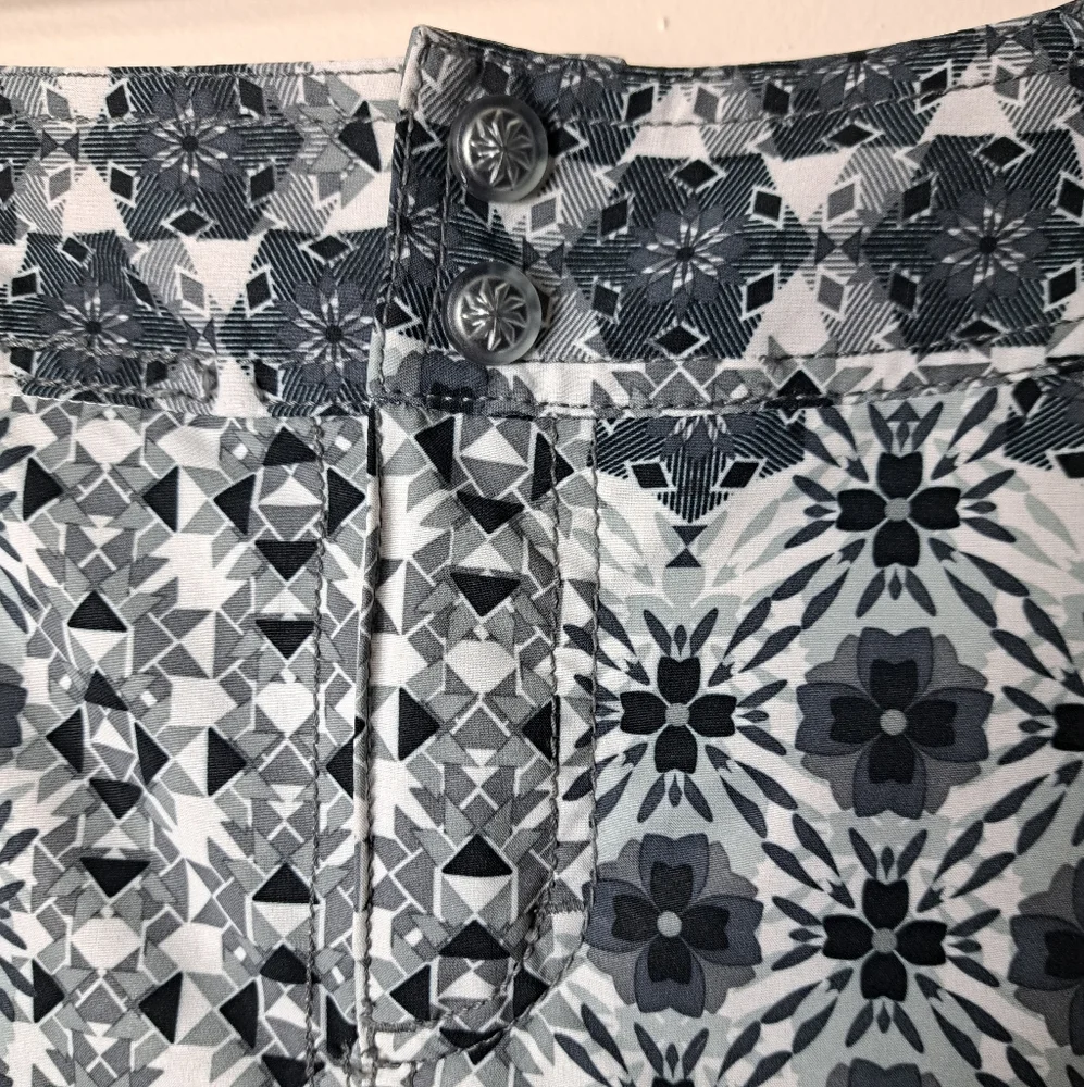 ATHLETA Whatever Size 8 Floral Print Skort  A Line Skirt Built In Shorts - Picture 2 of 12